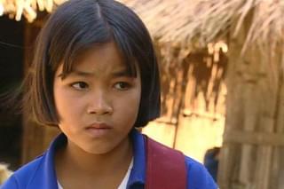 ビルマ、パゴダの影で