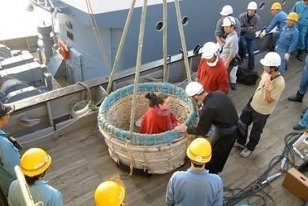 マシューバーニー 拘束ナシ