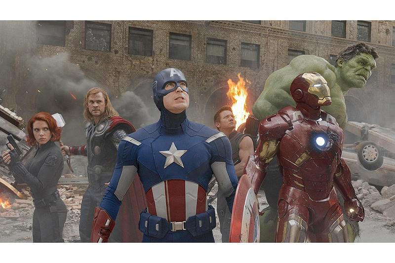 アベンジャーズの予告編・動画「本編映像」 - 映画.com