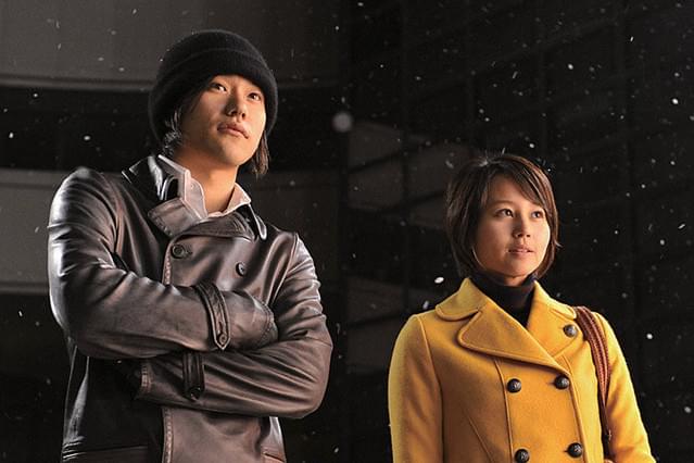 誰かが私にキスをした