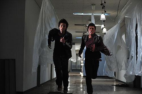 石田卓也の「リアル鬼ごっこ2」の画像