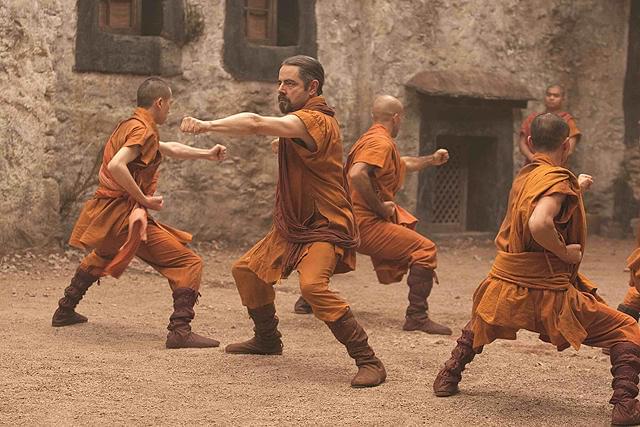 ローワン・アトキンソンの「ジョニー・イングリッシュ 気休めの報酬」の画像