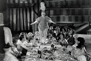 怪物団 フリークスの予告編・動画