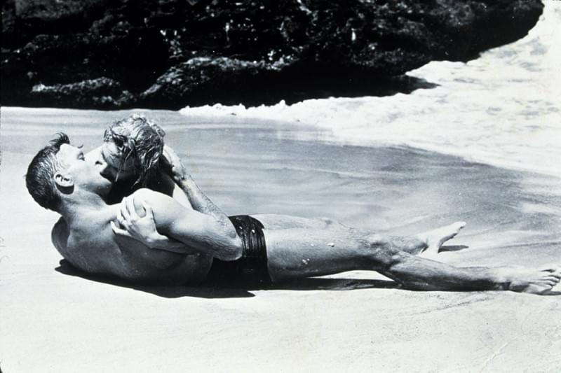 地上（ここ）より永遠に