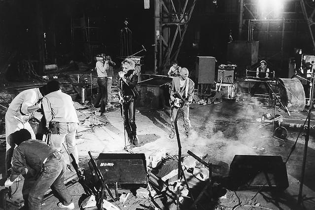 ノイバウテン 半分人間