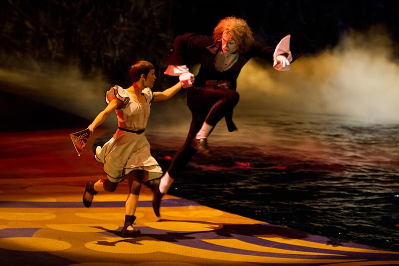 シルク・ドゥ・ソレイユ3D 彼方からの物語 : 作品情報・キャスト
