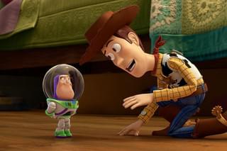 ニセものバズがやって来た