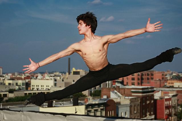 ファースト・ポジション 夢に向かって踊れ！