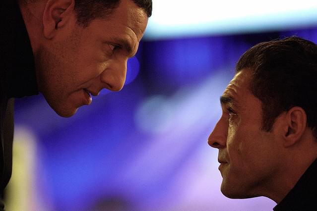 漆黒の闇で、パリに踊れ