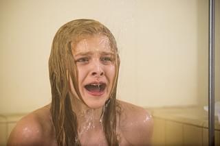 キャリーの予告編・動画