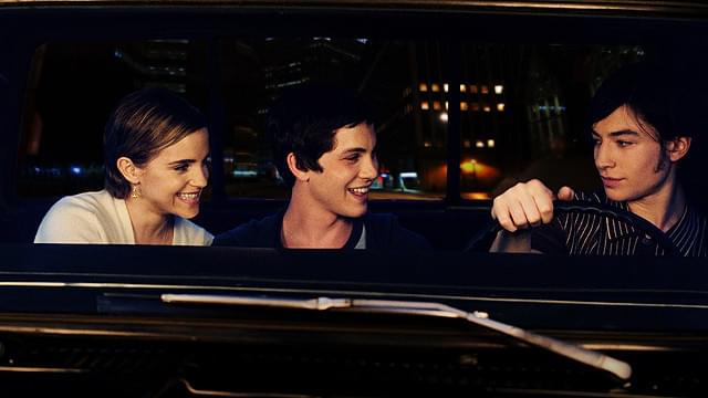 ウォールフラワー