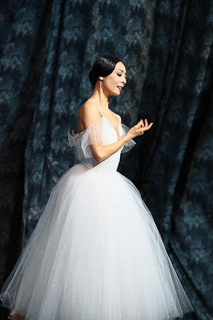 草刈民代 最後の“ジゼル”