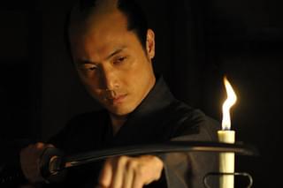 蠢動 しゅんどう