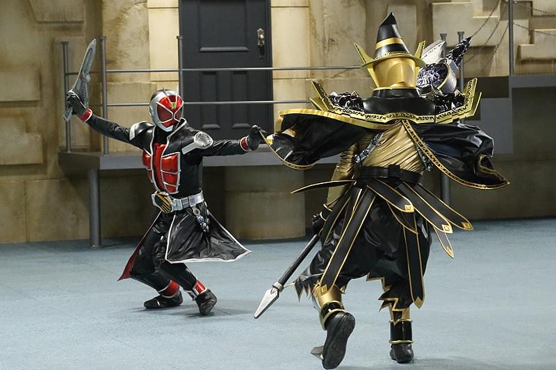赤と紅のダブルドラゴン」劇場版 仮面ライダーウィザード イン