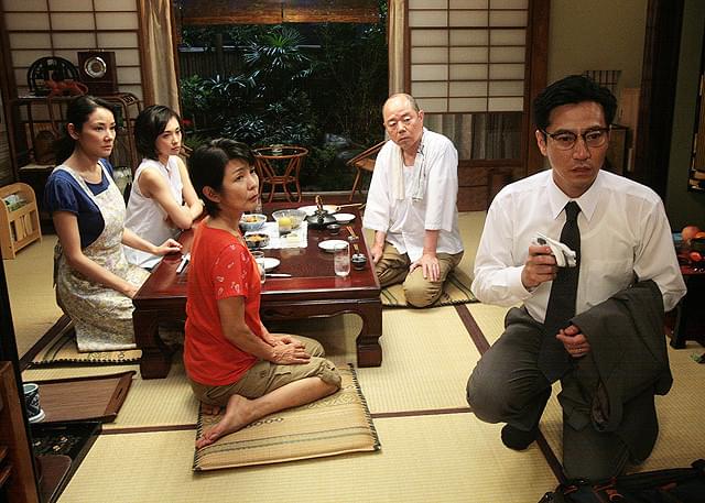 六月燈の三姉妹