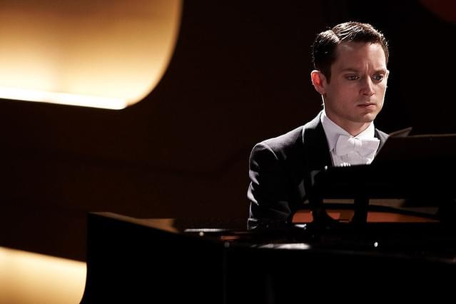 グランドピアノ 狙われた黒鍵