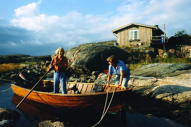 ハル、孤独の島