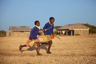 世界の果ての通学路