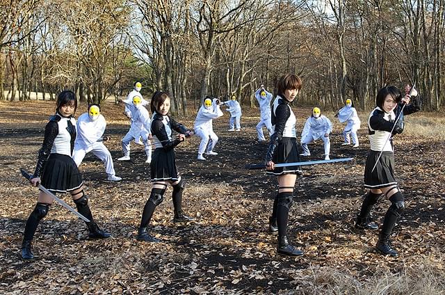 少女は異世界で戦った