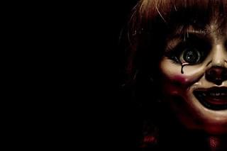 アナベル 死霊館の人形