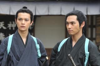 合葬の予告編・動画