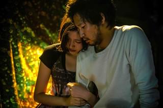 雨にゆれる女の予告編・動画