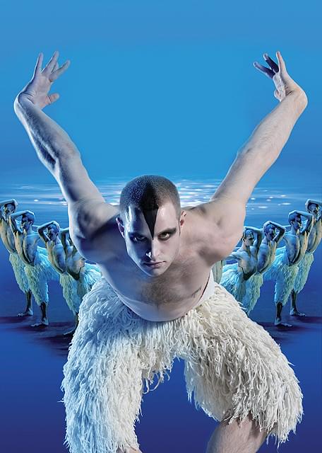 マシュー・ボーンの「白鳥の湖」3D : 作品情報・キャスト・あらすじ