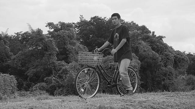 渋川清彦の「お盆の弟」の画像