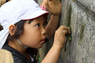 子どもは風をえがく