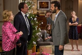 ミモザの島に消えた母