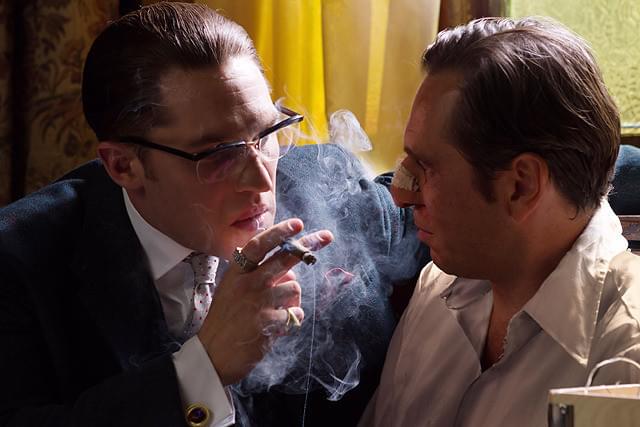 トム・ハーディの「レジェンド 狂気の美学」の画像