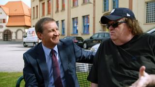 マイケル・ムーアの世界侵略のススメ