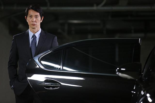 佐々木蔵之介の「美しい星」の画像