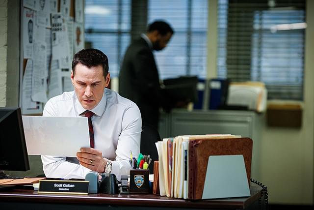 キアヌ・リーブスの「エクスポーズ 暗闇の迷宮」の画像