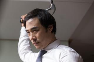 オフィス 檻の中の群狼