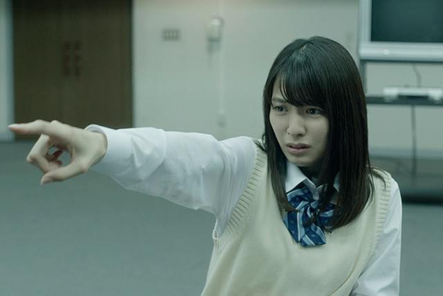 小島梨里杏の「人狼ゲーム プリズン・ブレイク」の画像