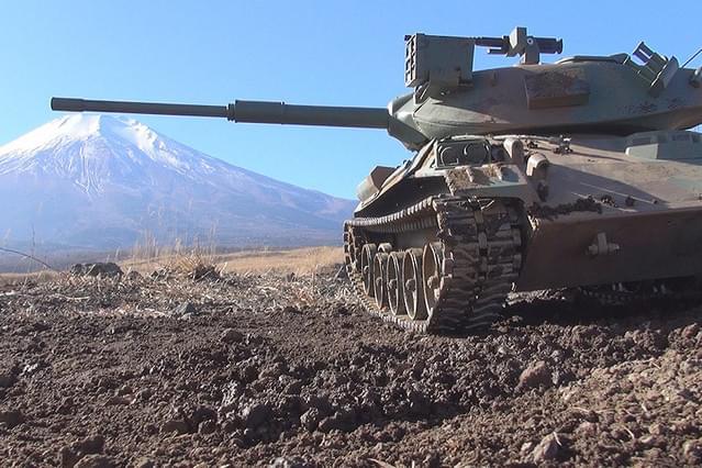 アトラクション4D「戦車ライド」