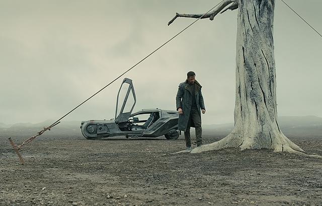 ライアン・ゴズリングの「ブレードランナー 2049」の画像