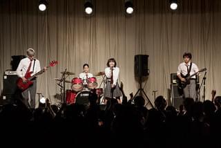 二度めの夏、二度と会えない君