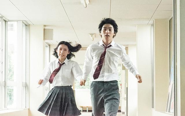 村上虹郎の「二度めの夏、二度と会えない君」の画像