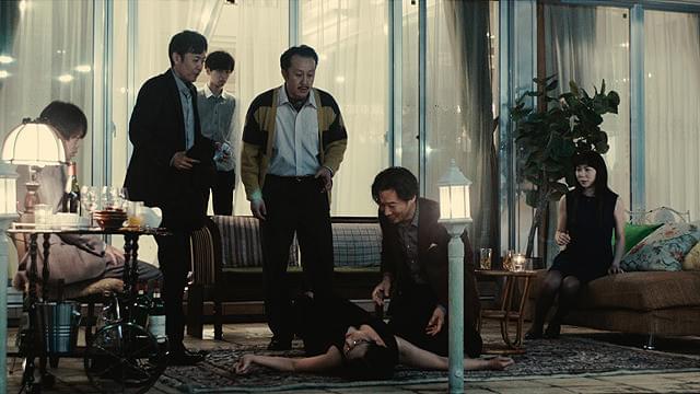 岡部たかしの「At the terrace テラスにて」の画像