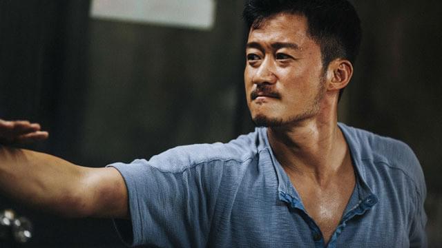 ウー・ジンの「ドラゴン×マッハ！」の画像