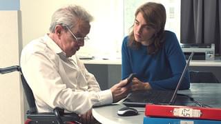 午後8時の訪問者