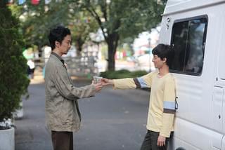 散歩する侵略者