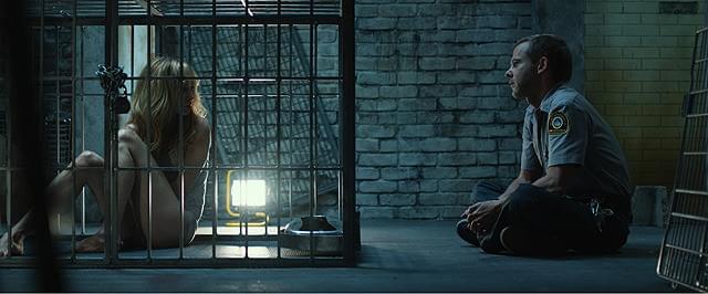 クセニア・ソロの「ペット 檻の中の乙女」の画像