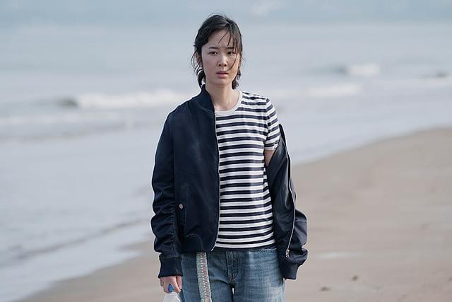 黒木華の「海辺のリア」の画像