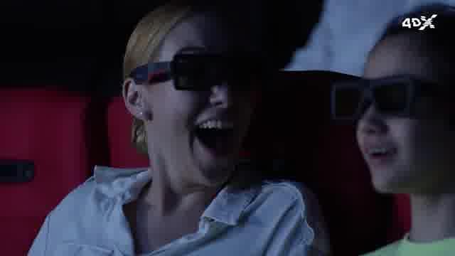 4DX版予告編体験映像