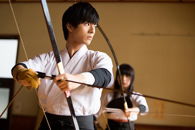 中尾暢樹の「一礼して、キス」の画像