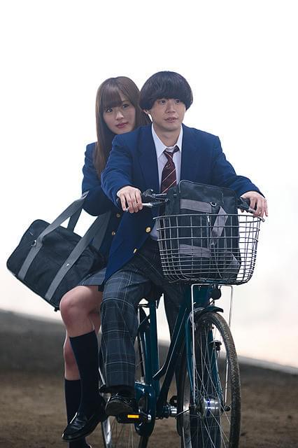 矢本悠馬の「海辺の週刊大衆」の画像