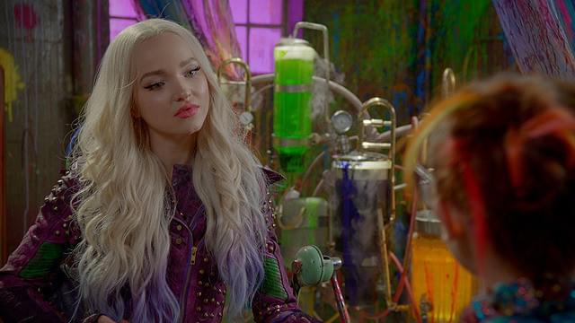 ダブ・キャメロンの「ディセンダント2」の画像